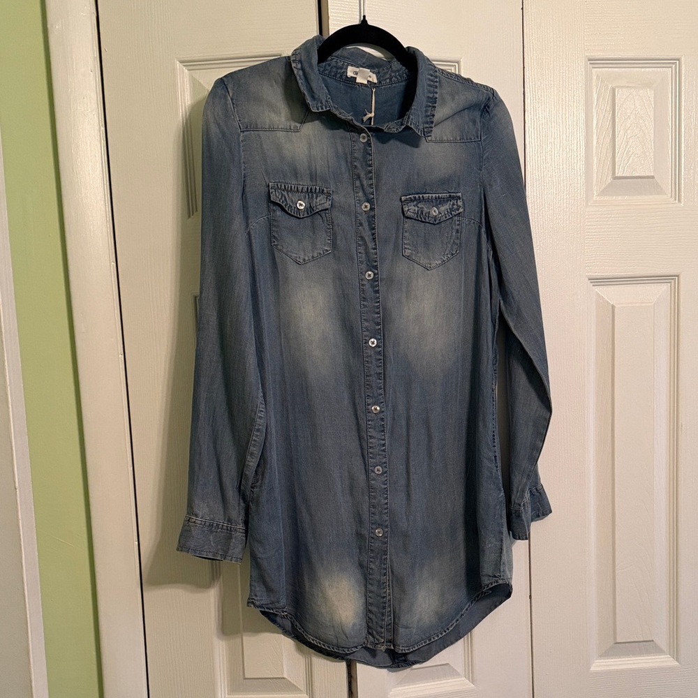 Casual Faded Light Blue Denim Shirt Dress